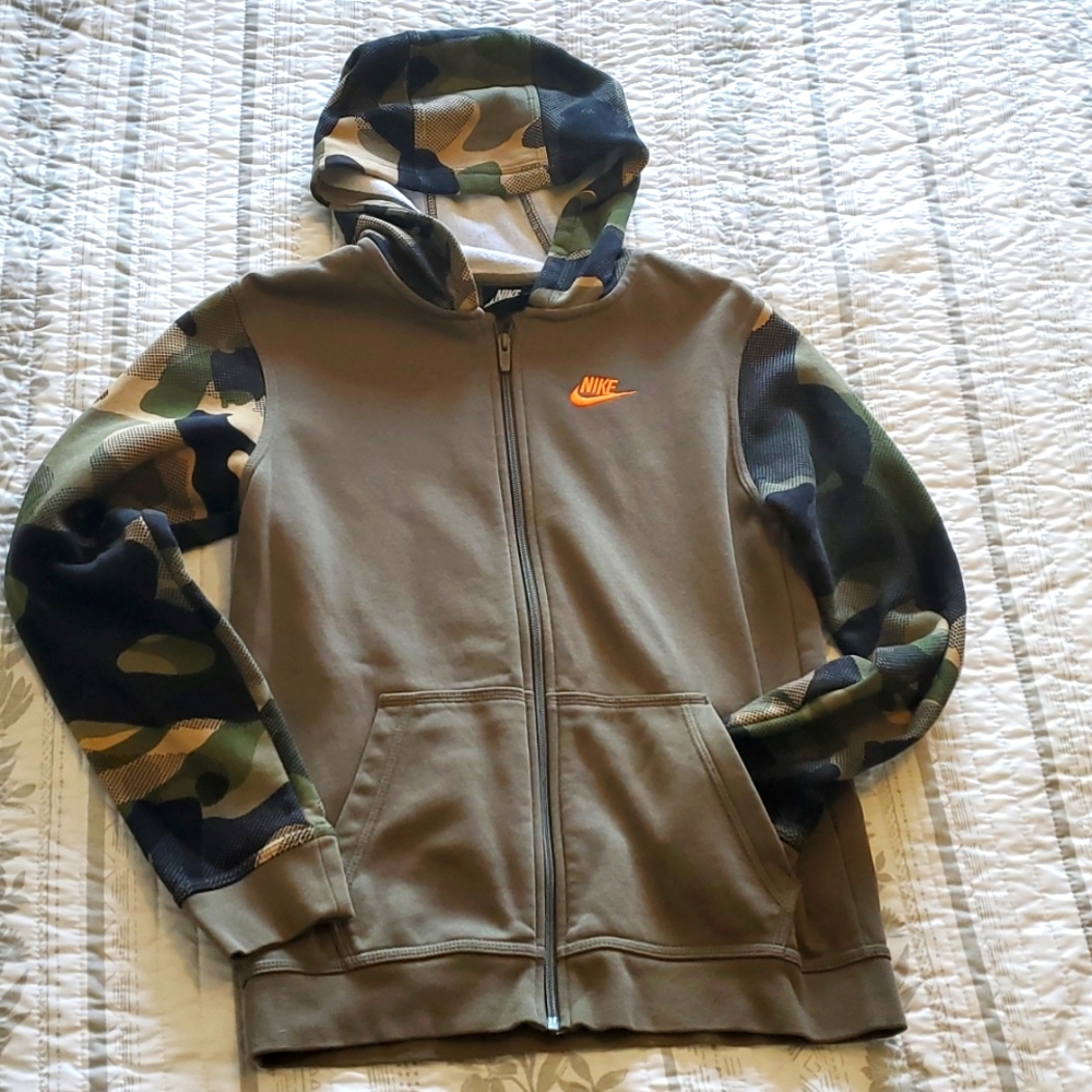 {Nike} hooded zip-up jacket
